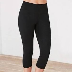 Manduka essential capri leggings, black, size S